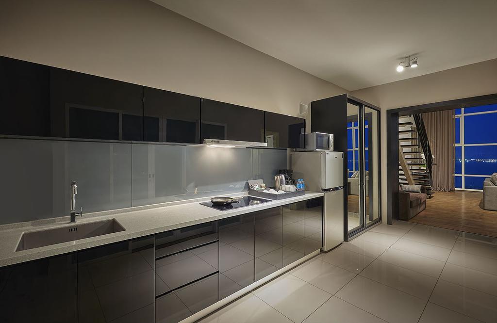 Maritime Luxury Suites Джорджтаун Экстерьер фото