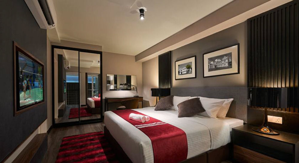Maritime Luxury Suites Джорджтаун Экстерьер фото