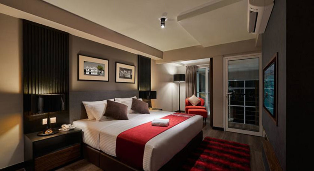 Maritime Luxury Suites Джорджтаун Экстерьер фото
