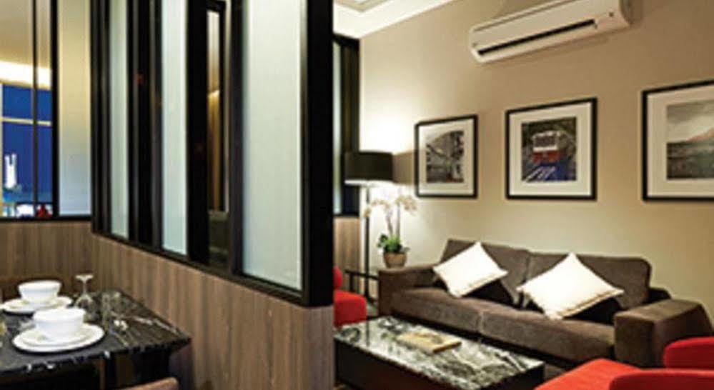 Maritime Luxury Suites Джорджтаун Экстерьер фото